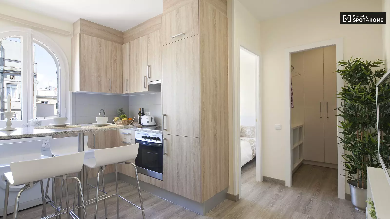 Furnished 2-bedroom flat in Ciutat Vella