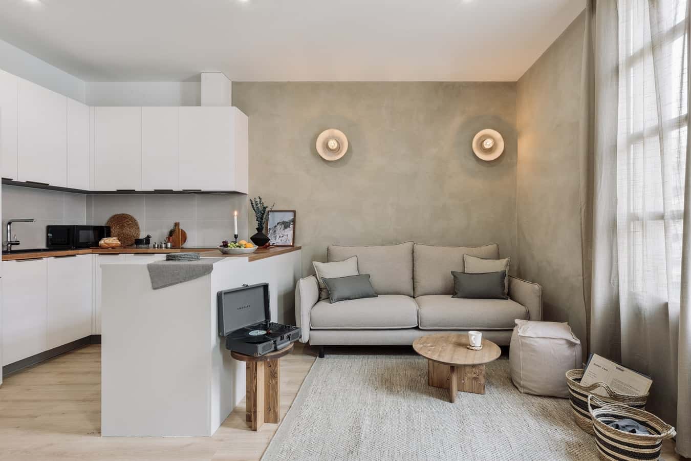 Furnished 2-bedroom flat in Eixample, 65 m²