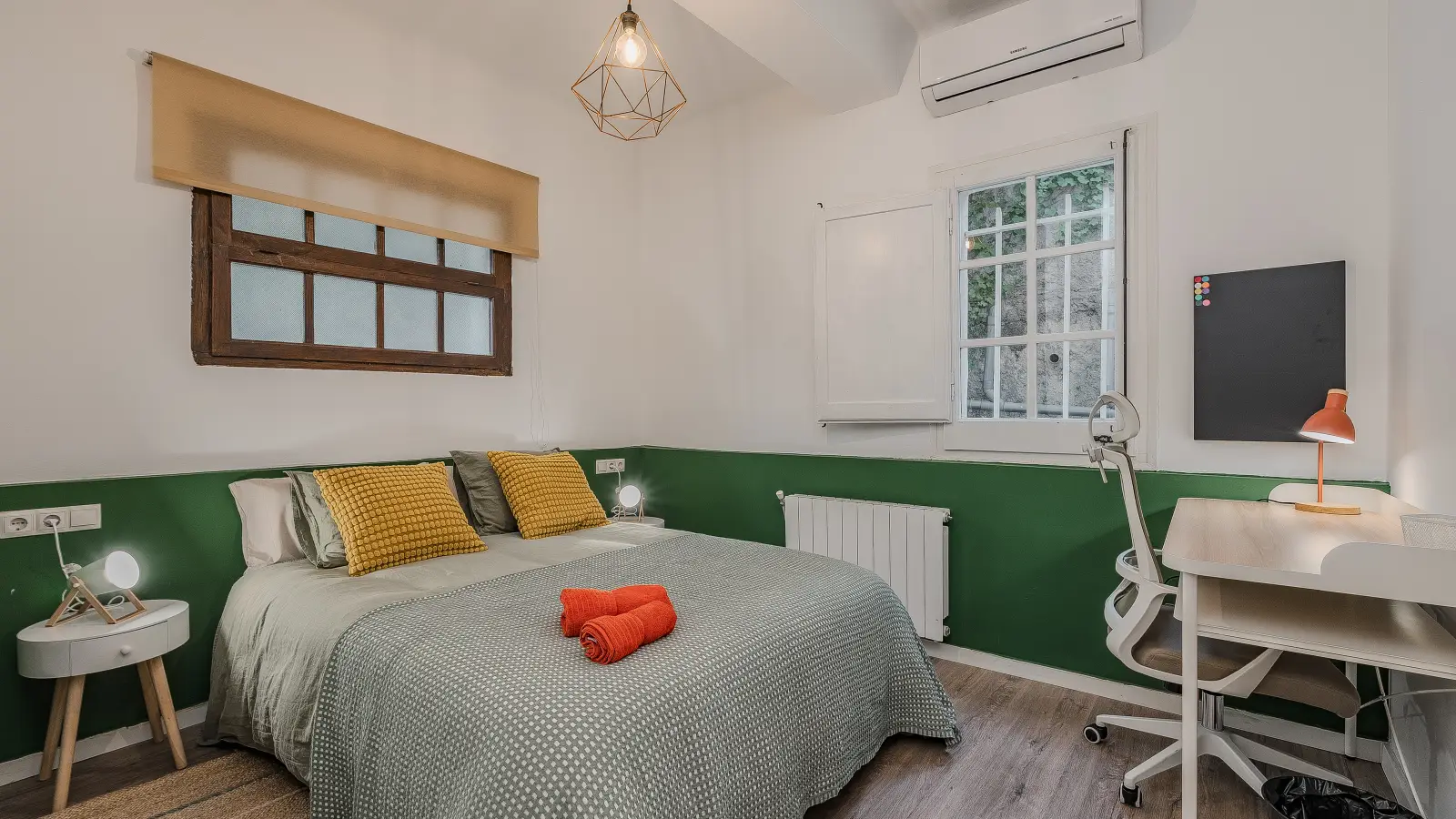 Furnished room in a shared flat in Barcelona
