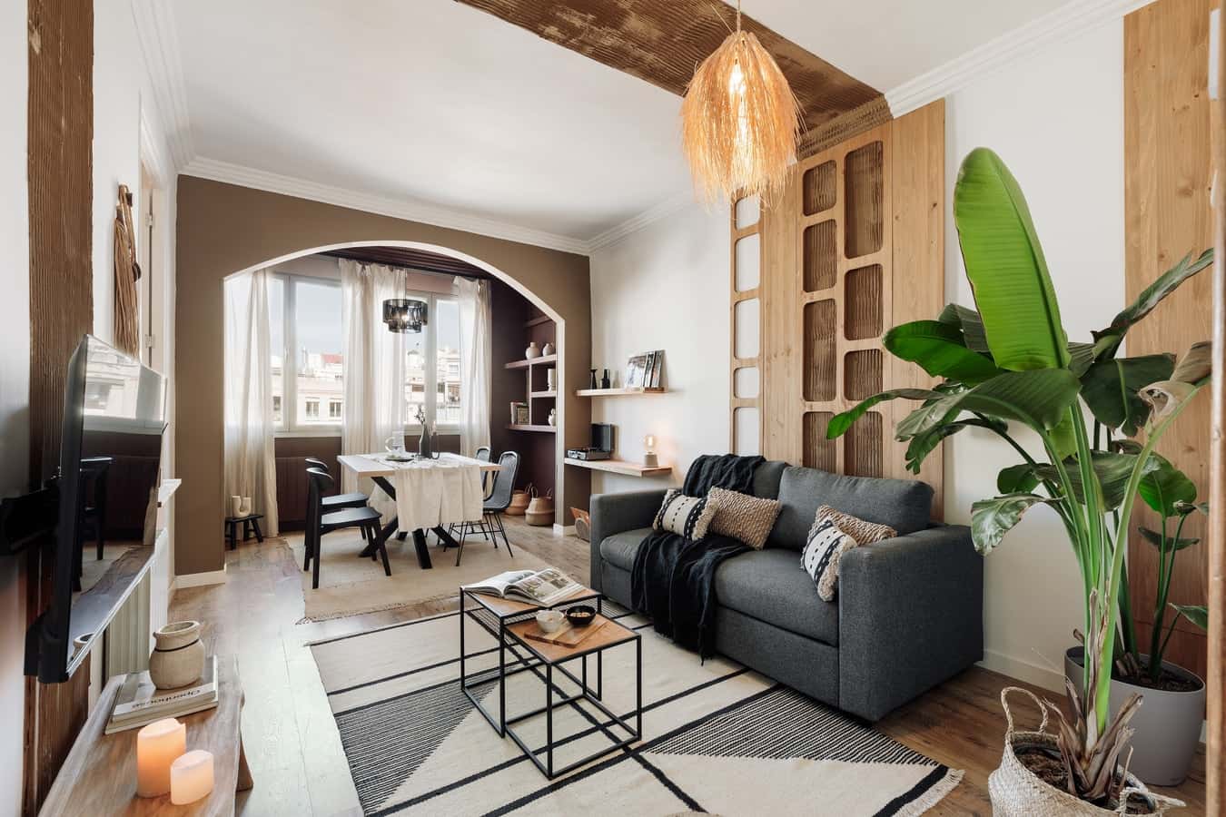Furnished 1-bedroom flat in Eixample, 70 m²