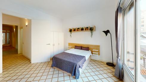 Furnished room in a 9-person shared flat in Sarrià–Sant Gervasi