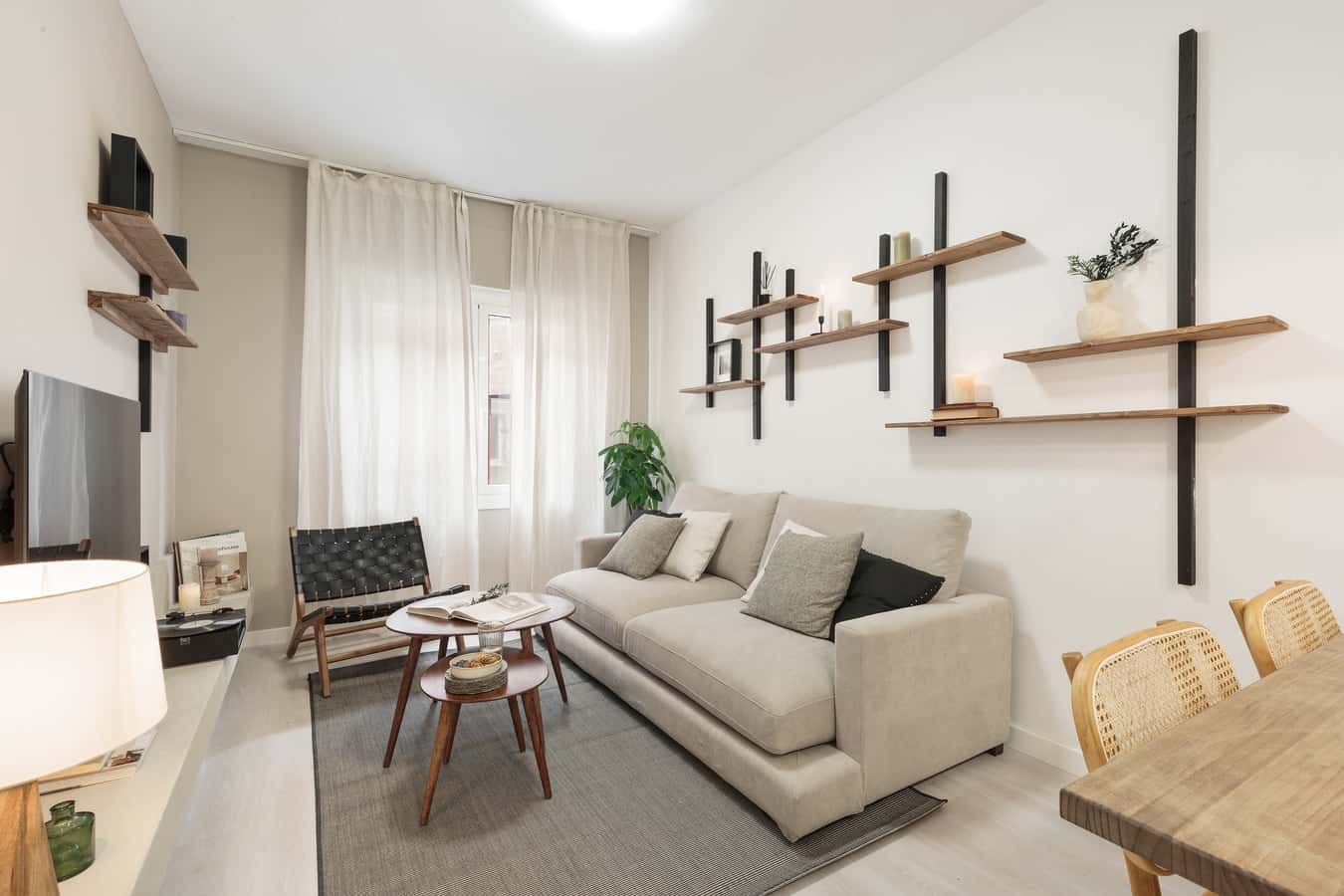Furnished 3-bedroom flat in Sarrià–Sant Gervasi, 75 m²