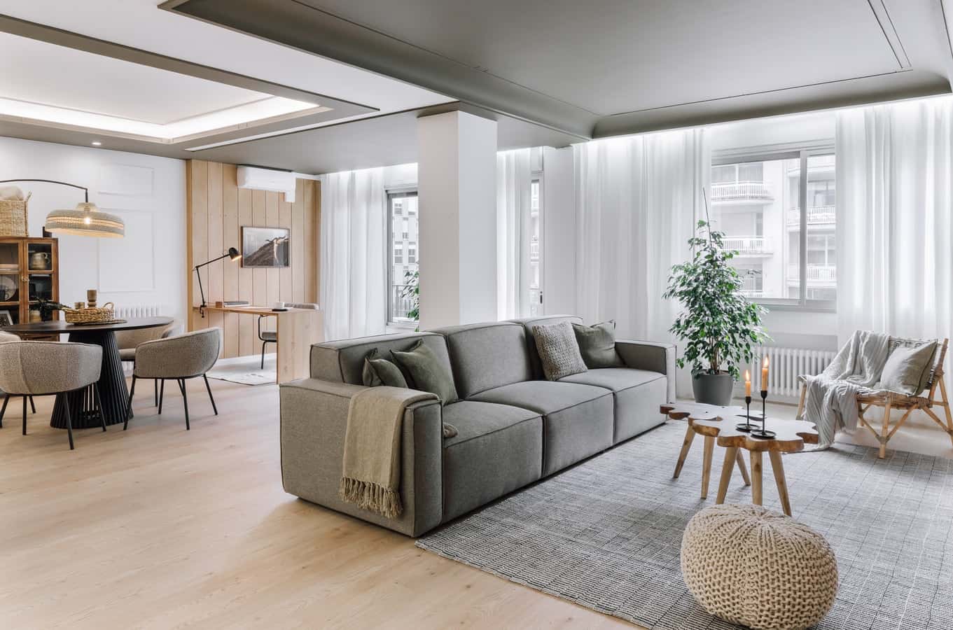 Furnished 3-bedroom flat in Barcelona, 150 m²