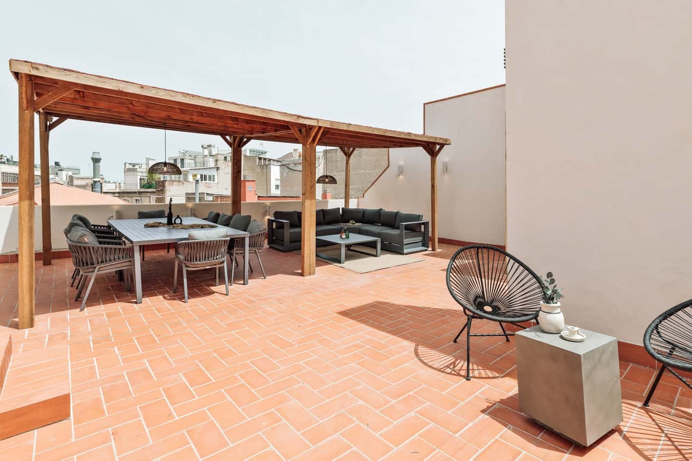 Furnished 2-bedroom flat in Barcelona, 74 m²