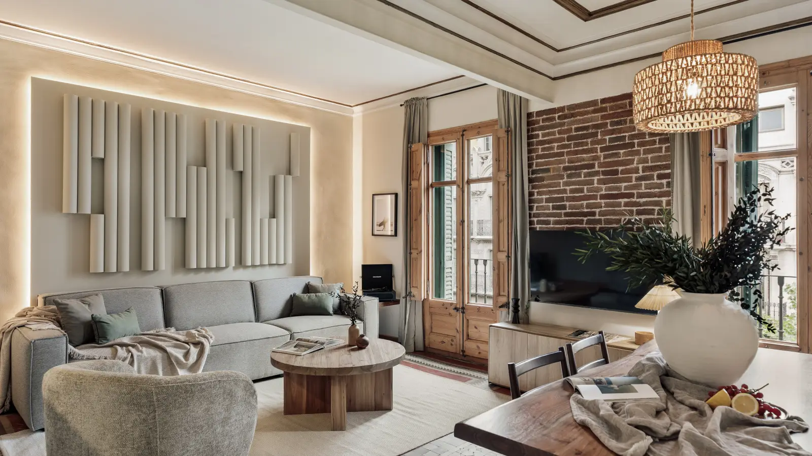 Furnished 2-bedroom flat in Eixample, 102 m²