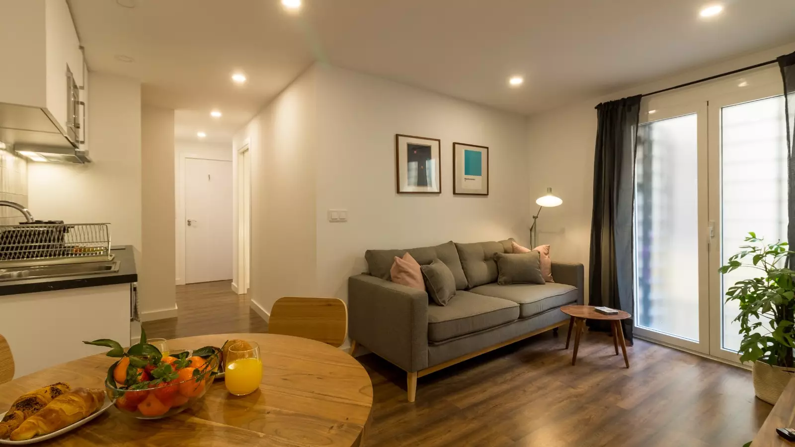 Furnished 2-bedroom flat in Ciutat Vella