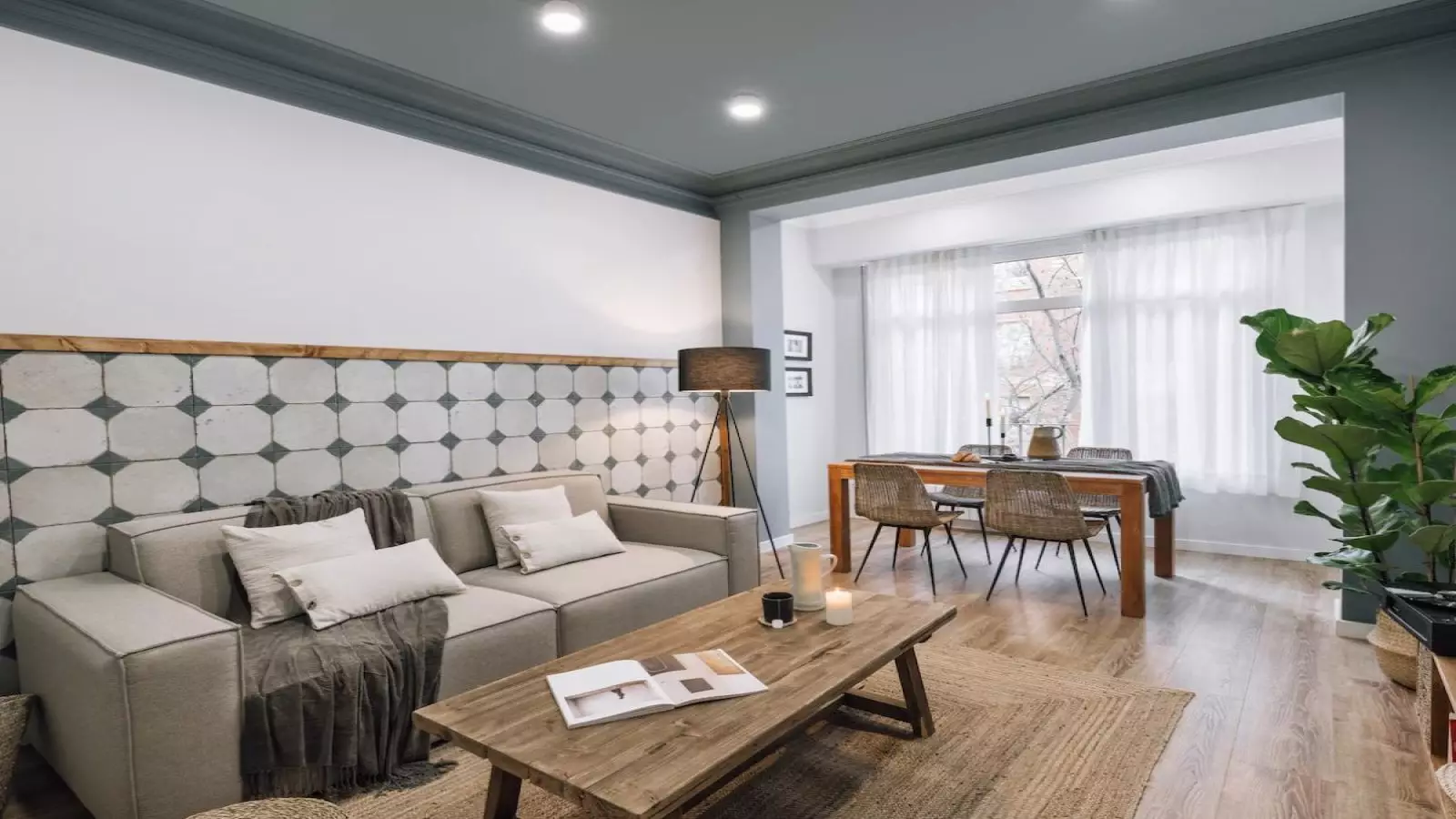 Furnished 3-bedroom flat in Eixample, 90 m²