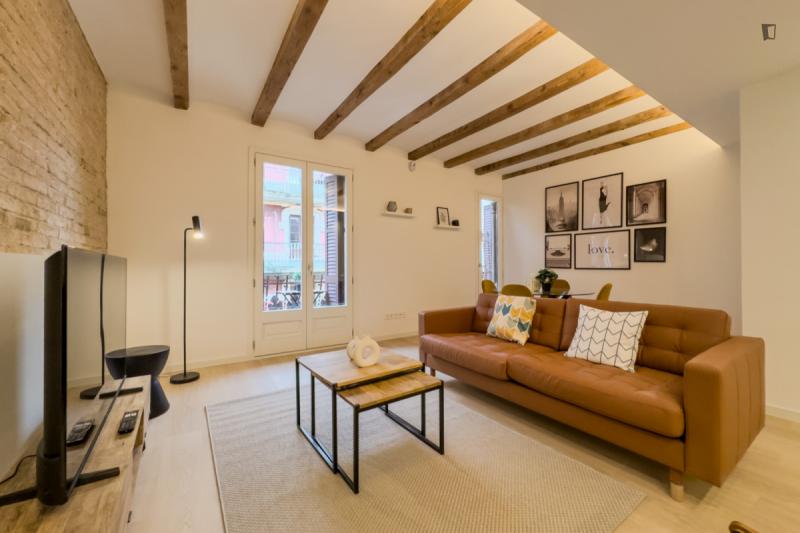 Furnished 2-bedroom flat in Sants-Montjuïc