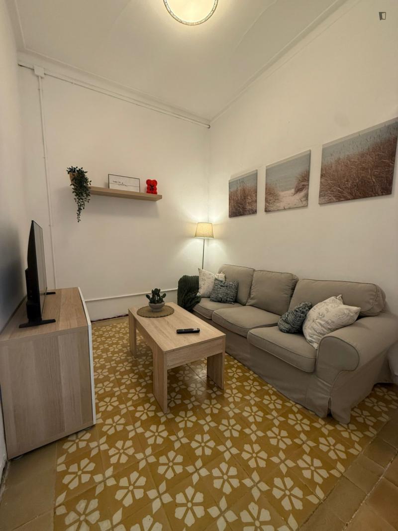 Furnished 2-bedroom flat in Eixample