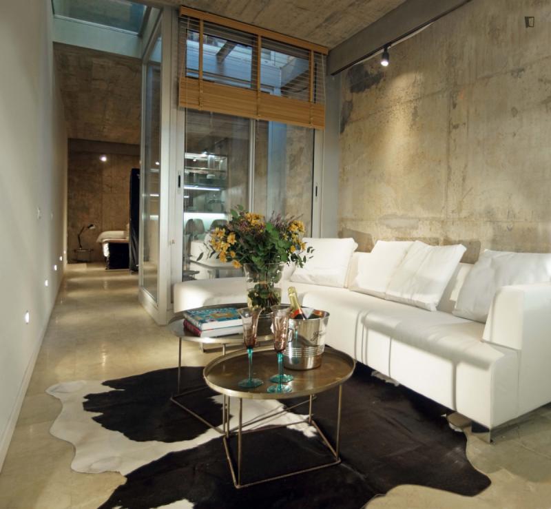 Furnished 1-bedroom flat in Eixample