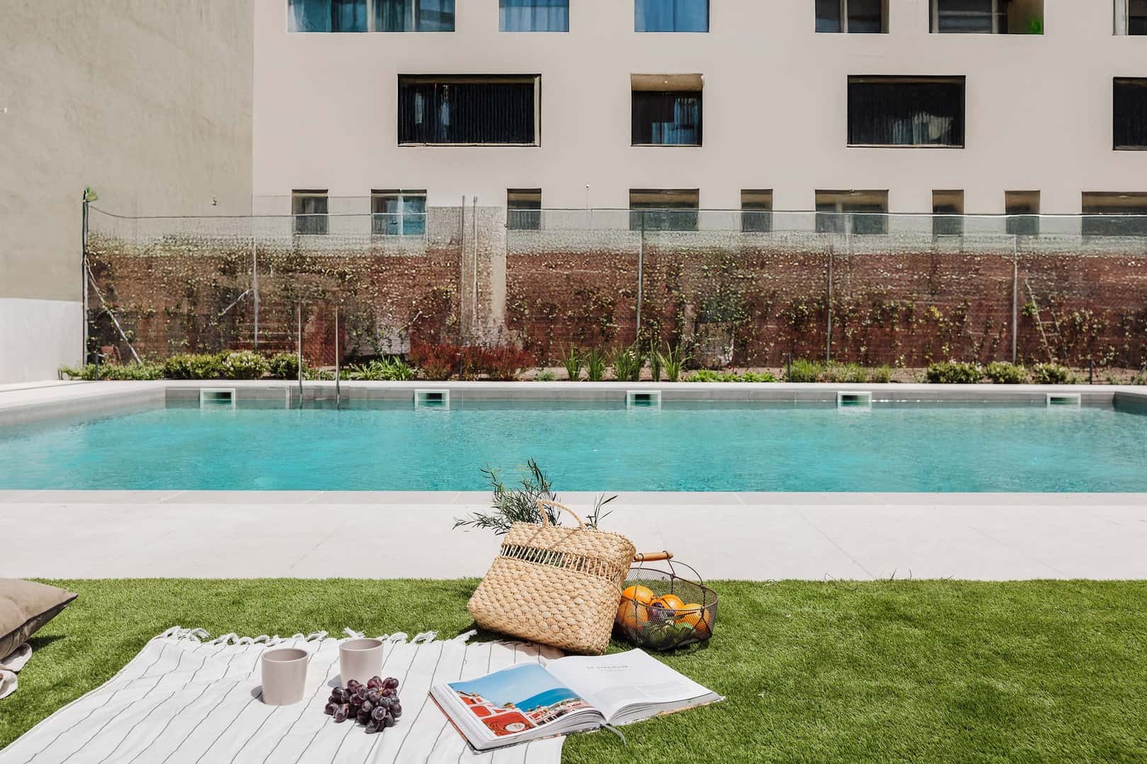 Furnished 3-bedroom flat in Eixample, 87 m²