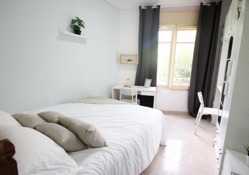 Furnished room in a 4-person shared flat in Sant Andreu