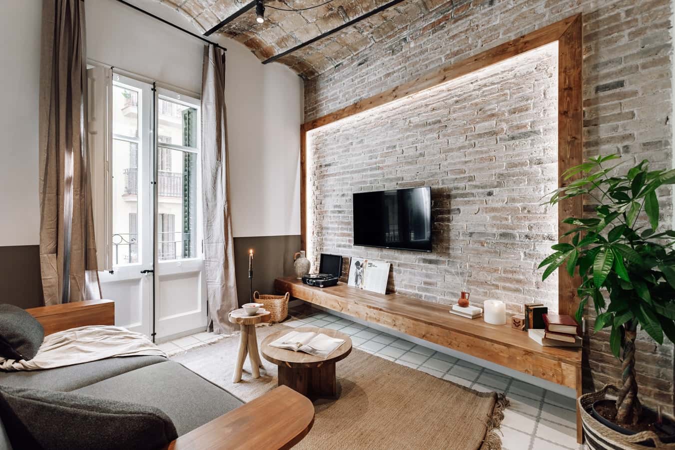 Furnished 2-bedroom flat in Barcelona, 80 m²