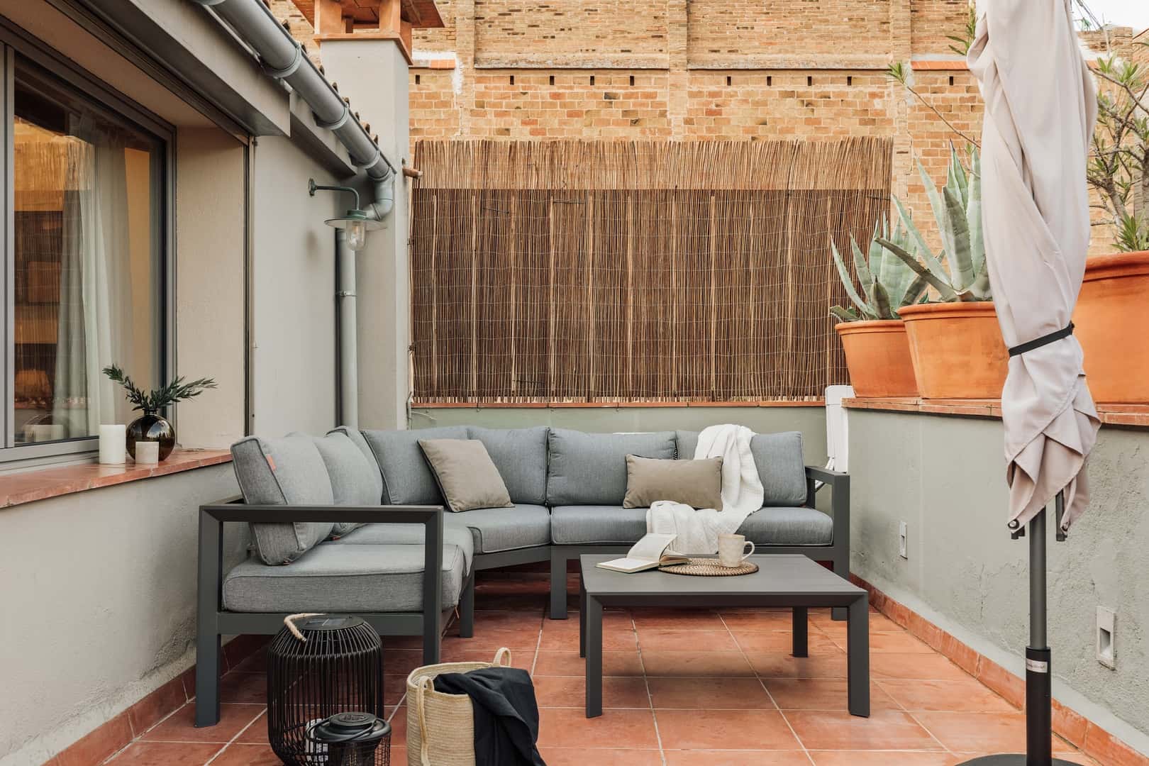 Furnished 4-bedroom flat in Sarrià–Sant Gervasi, 306 m²