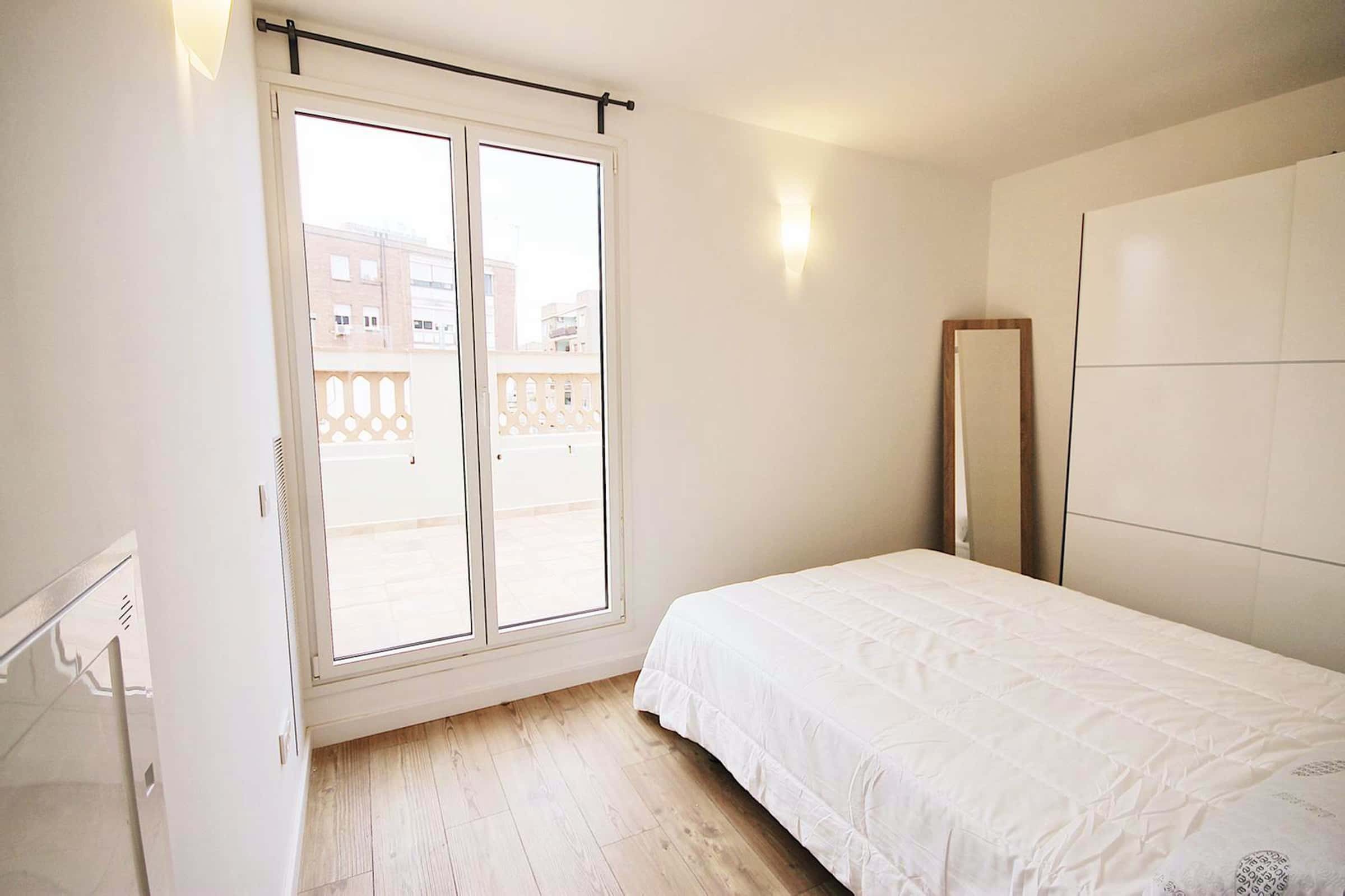 Furnished flat in Barcelona, 60 m²