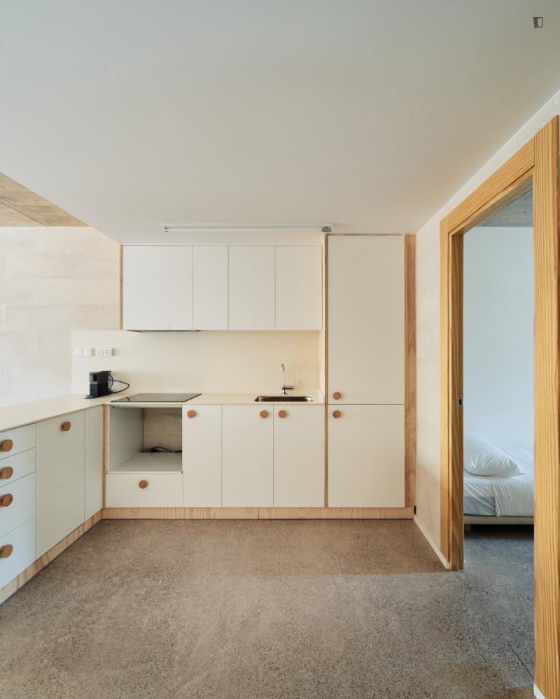 Furnished 2-bedroom flat in Sants-Montjuïc