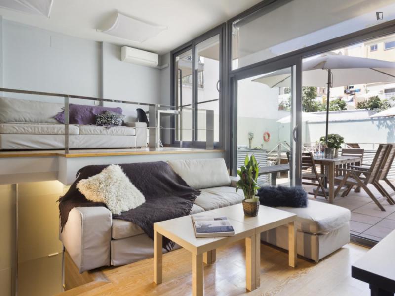 Furnished studio in Gràcia