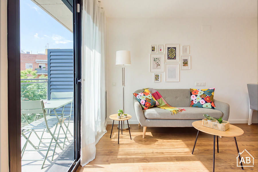 Furnished 3-bedroom flat in Eixample, 55 m²