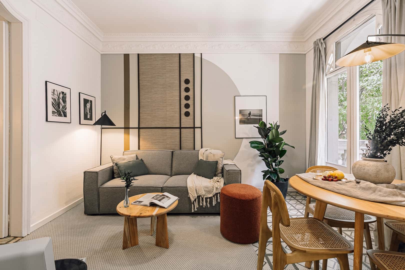 Furnished 3-bedroom flat in Eixample, 78 m²